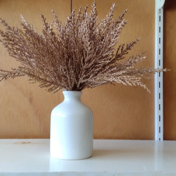 Small Vase For Modern Farmhouse Decoration, Living Room Accents & Dining Table C - Picture 2 of 3